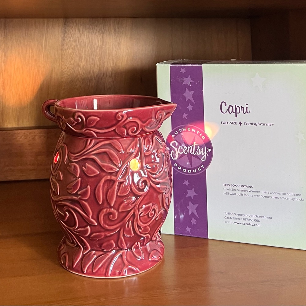 Scentsy Full Size Capri Wax Warmer New In Box